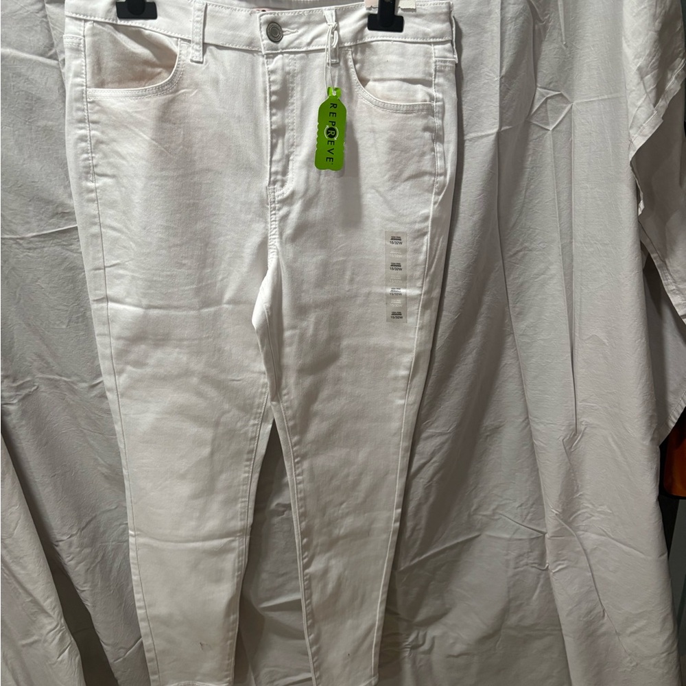 Croft & Barrow White Skinny Jeans Crisp Denim brand new